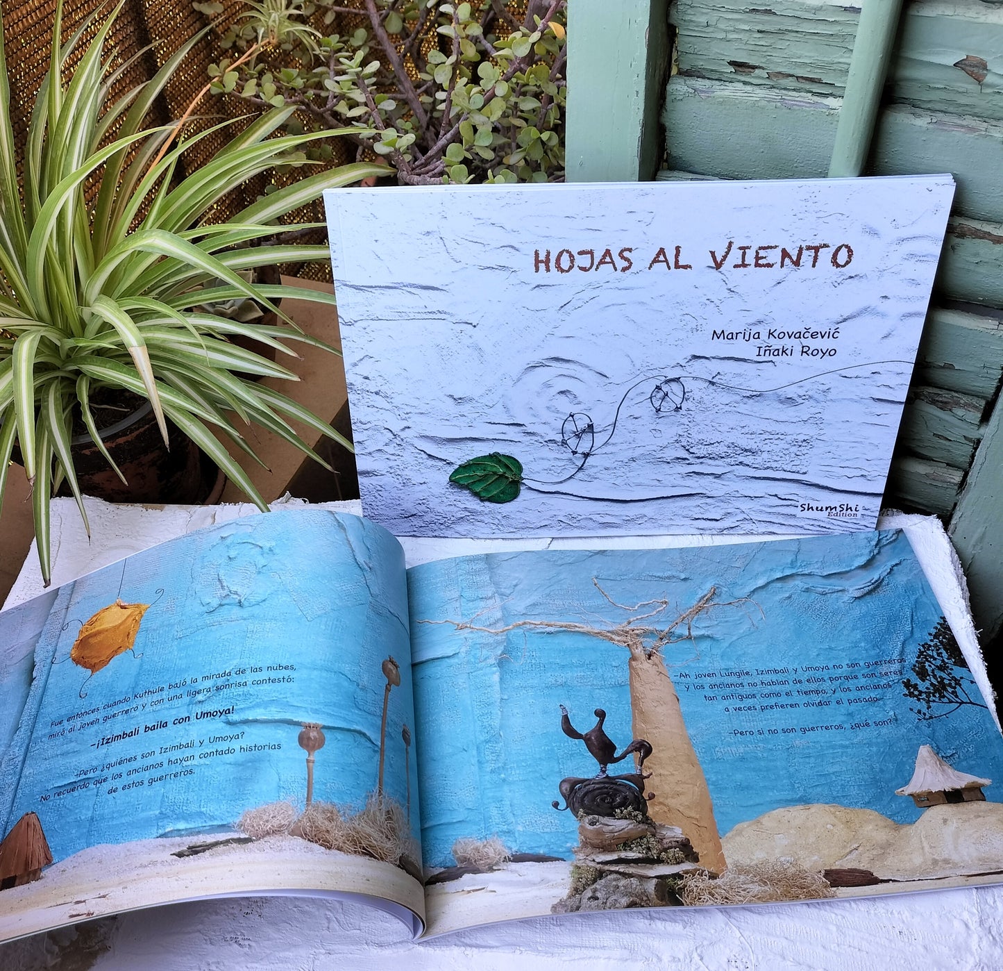 "Hojas al viento" libro ilustrado